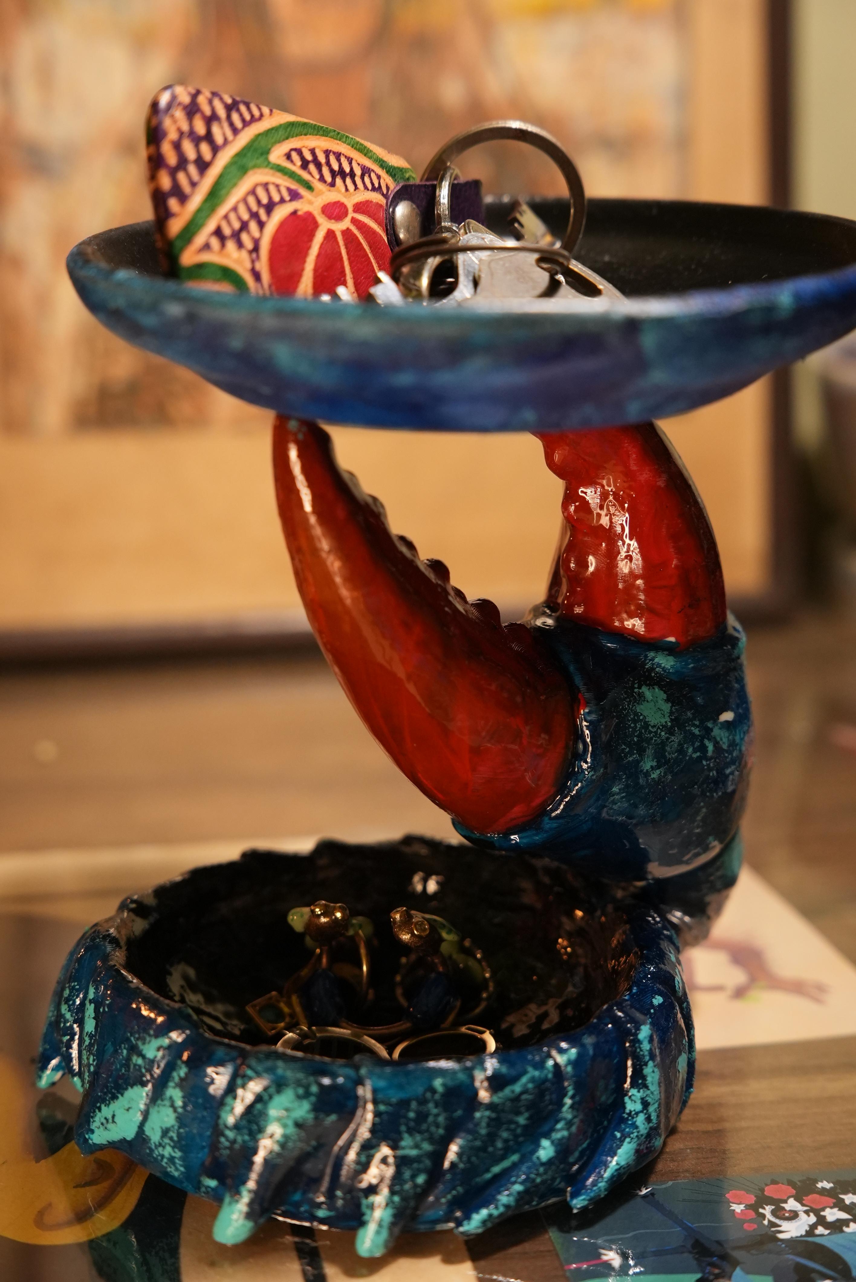 Claw Tray