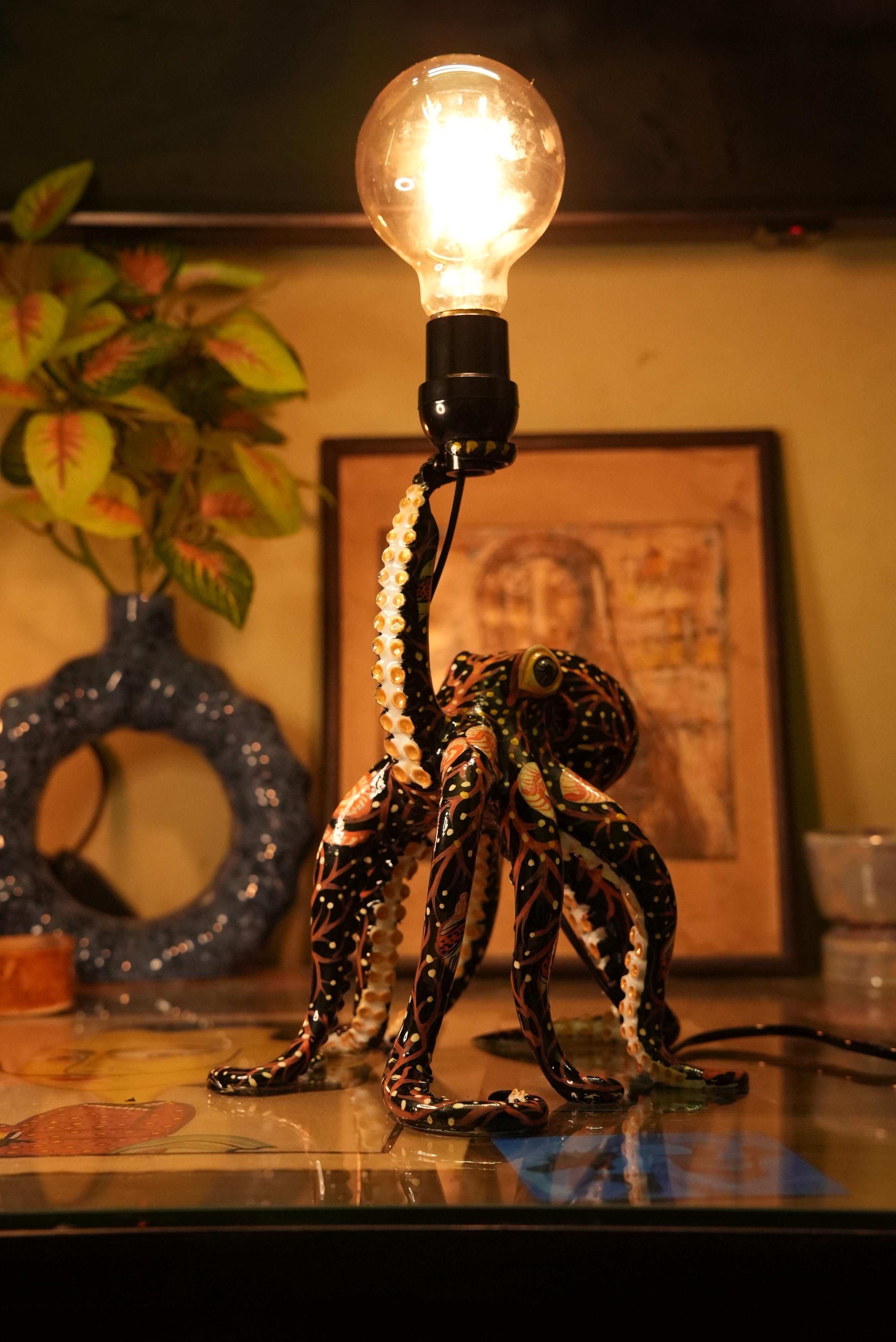 Pattachitra Octopus Lamp — Midnight Bronze