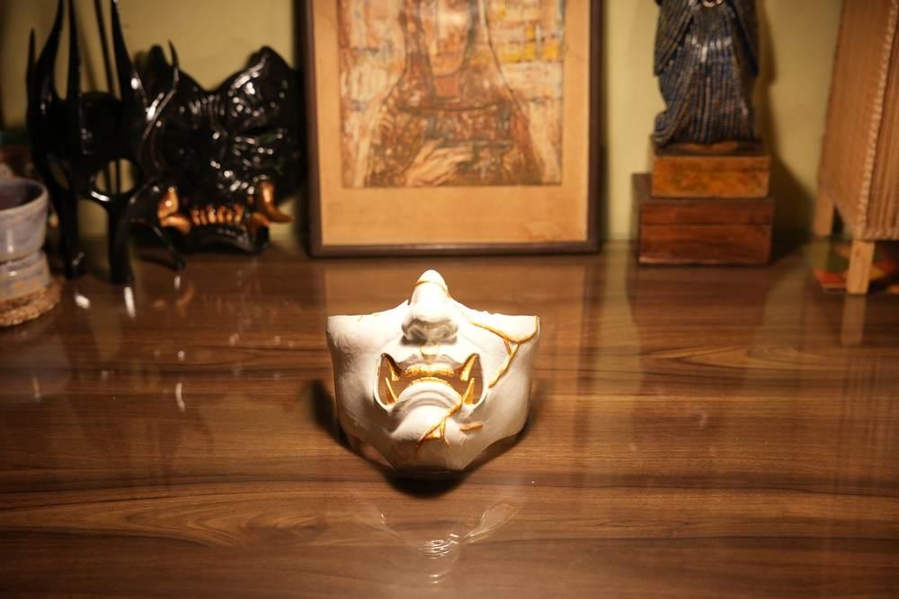 Kintsugi Fracture Mask